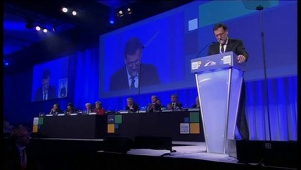 El avión de Rajoy tuvo que regresar Dublín por un problema técnico