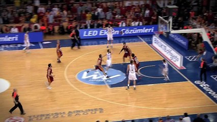 Assist of the night: Sergio Rodriguez, Real Madrid