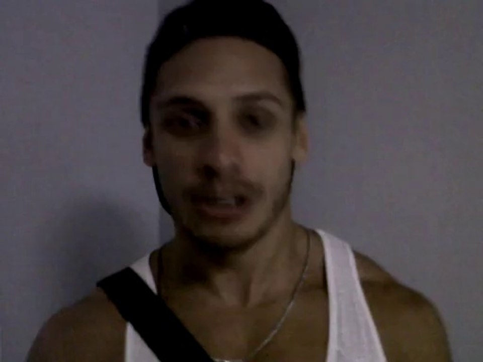 Nikko Ponce agradeciendo todo el cariño y apoyo que le brindo 07/03/14