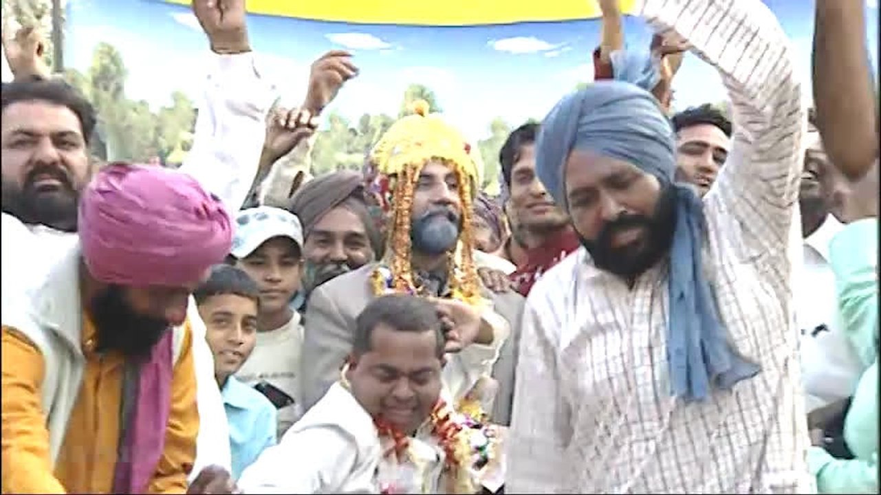 Gurdev Dhillon-Bhajna Badal Gaya-Tootian Ch Pani