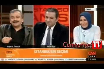 Sırrı Süreyya Önder: Ananızdan projeyle mi doğdunuz?