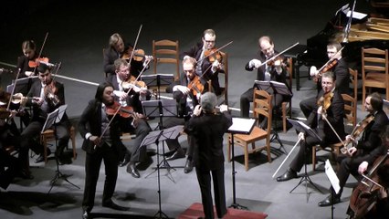 "Виртуозы Москвы" исполняют "Времена года в Буэнос-Айресе" Астора Пьяццоллы.