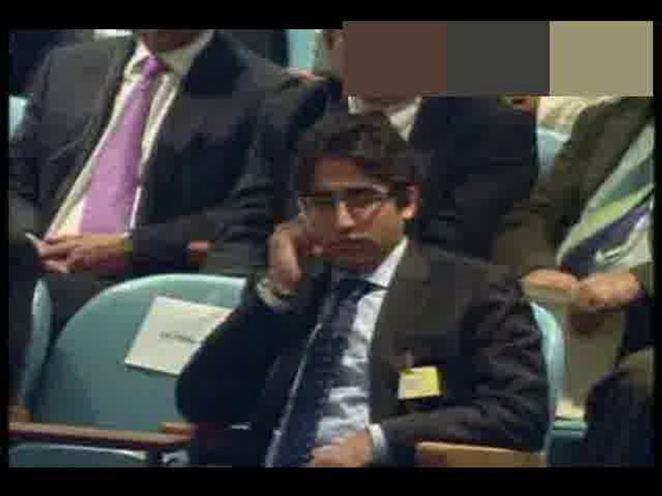 Bilawal Bhutto Zardari receive Benazir's UN award