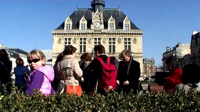 Manifestation et pétition de l'association des Parents d'élèves des écoles de l'Est de Vincennes.