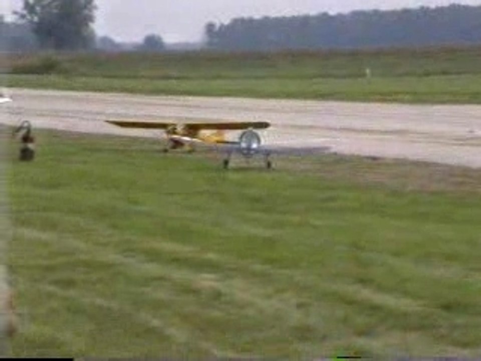 Modelisme - Crash d'avion marrant