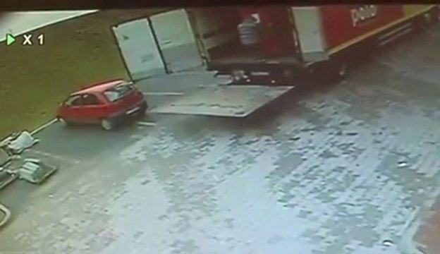 Unloaded a truck like a boss... almost dead, epic fAIL!