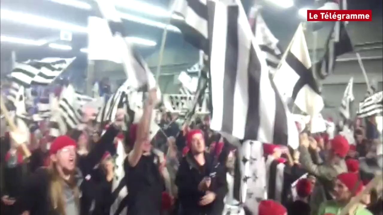 Morlaix. Bonnets rouges : 2.500 personnes à Langolvas