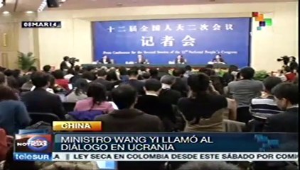 China pide calma y moderación en crisis en Ucrania