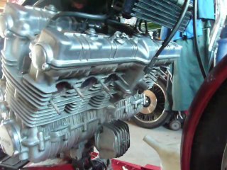 Démarrage Honda 1000Cbx sans échappement