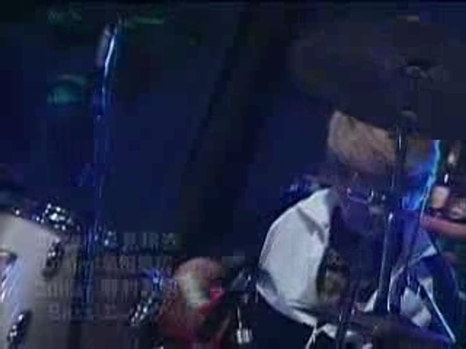 Ayumi Hamasaki with Kiroro - Nagai Aida