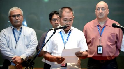 Dramática búsqueda de avión con 239 personas a bordo