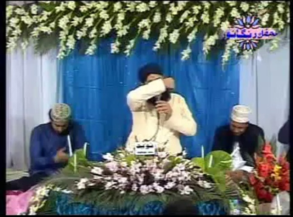 Dil Mein Ho Yaad Teri - Full Quality HD Official Naat by Owais Raza Qadri