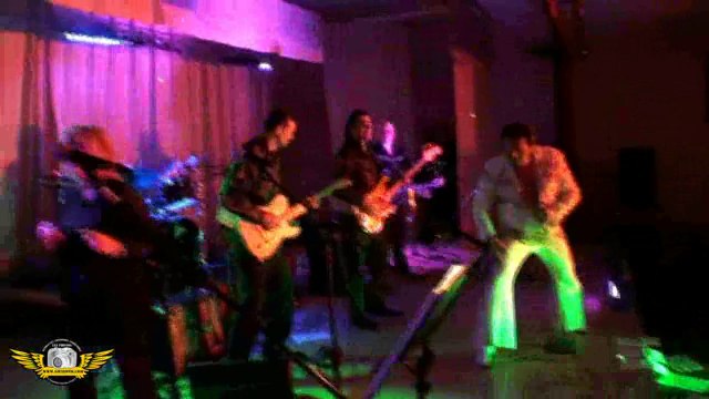 ELVIS PRESLEY - Show Chris Agullo à Morigny Champigny Elvis