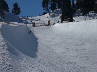 Yanael Half Pipe