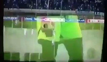 ممارسة السحر من حارس مرمى كوناكري