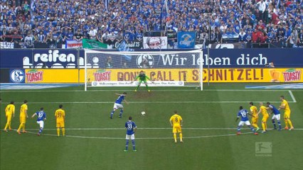 Huntelaar cambia idea all'ultimo e fa una figura barbina