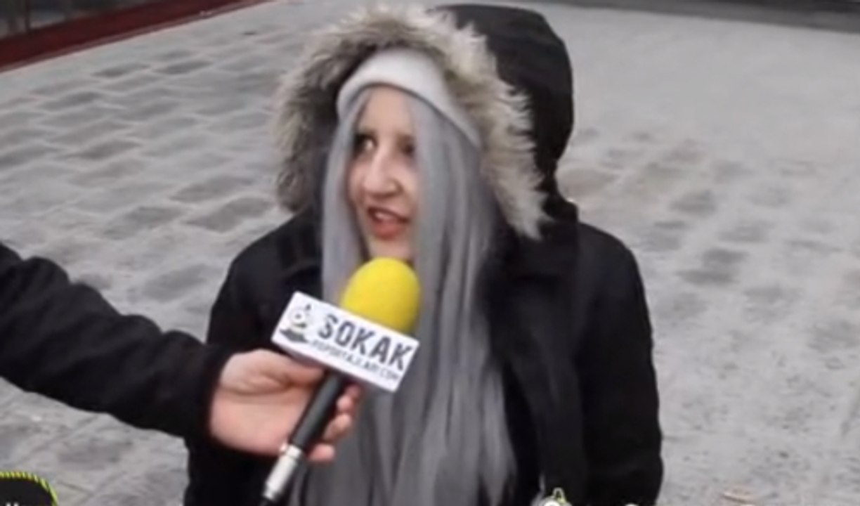 Kadına Şiddet Uygulayan Erkeğe Ne Denir ? - Sokak Röportajları