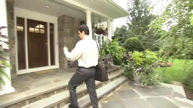 LYNX Plus Wireless Security System from Honeywell Security