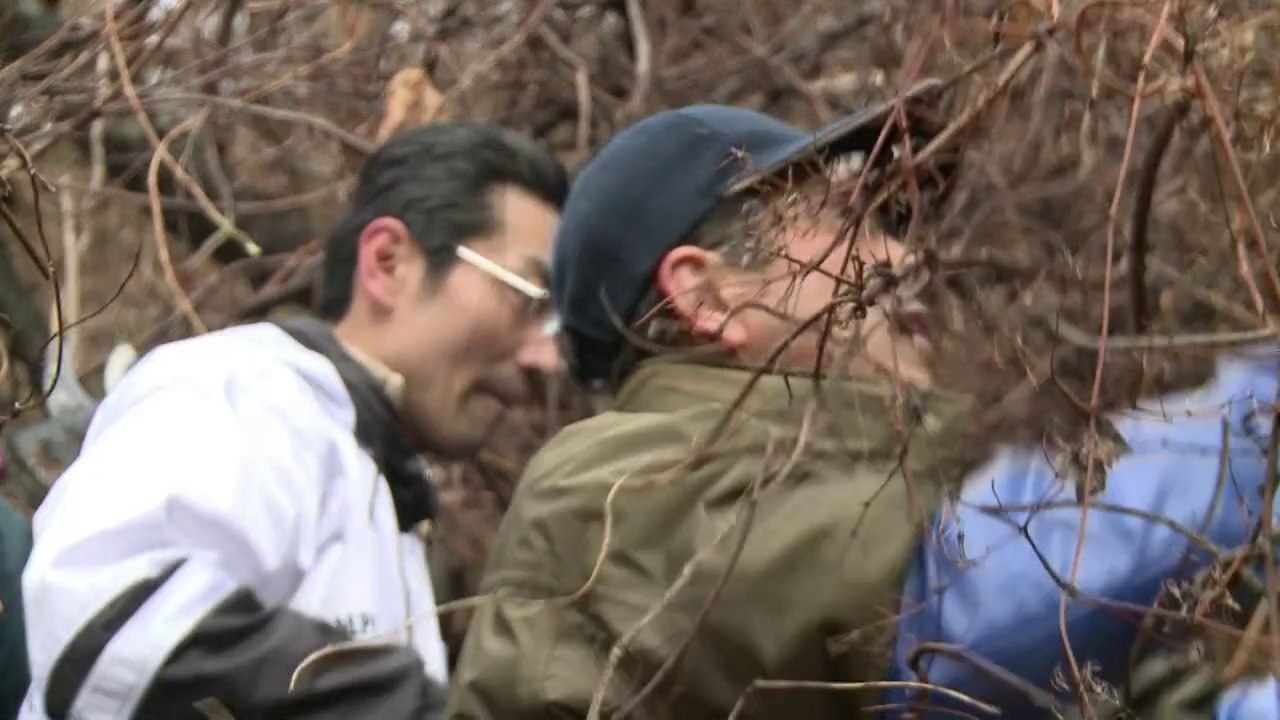 Un Japonais à la recherche de sa femme noyée pendant le tsunami