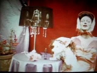 Une Speakerine à Travers les âges