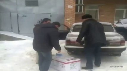 Руснаци с подарък за 8 ми март