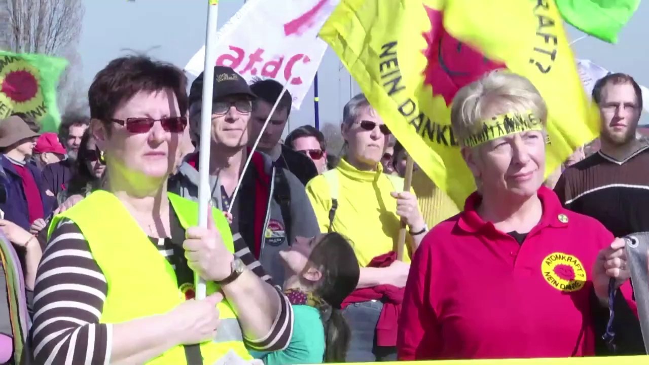 Des milliers de manifestants antinucléaires en Alsace