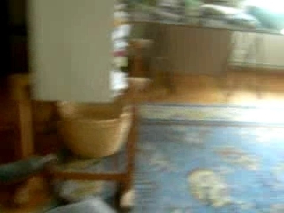 "Chez Jeanne... la Jeanne..."