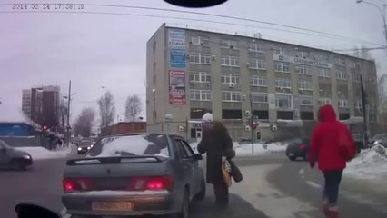 Russian Woman Enforces Traffic Rules with Her Fists