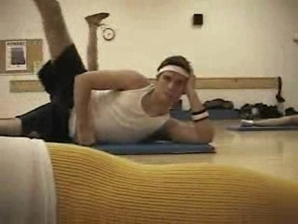 parodie sexy  de Call On Me