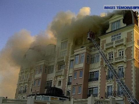 Saint-Jean-de-Luz: les images de l'incendie du Grand Hôtel - 10/03