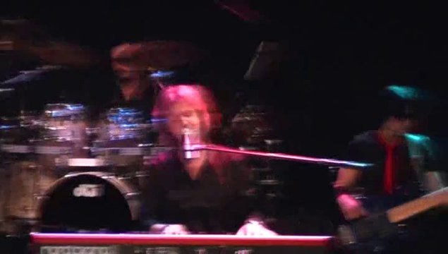 Lipstick joue Balavoine - La vie ne m'apprend rien