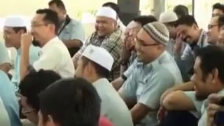 (Lawak) Mulut jemaah sebelah bau busuk - ustaz azhar idrus