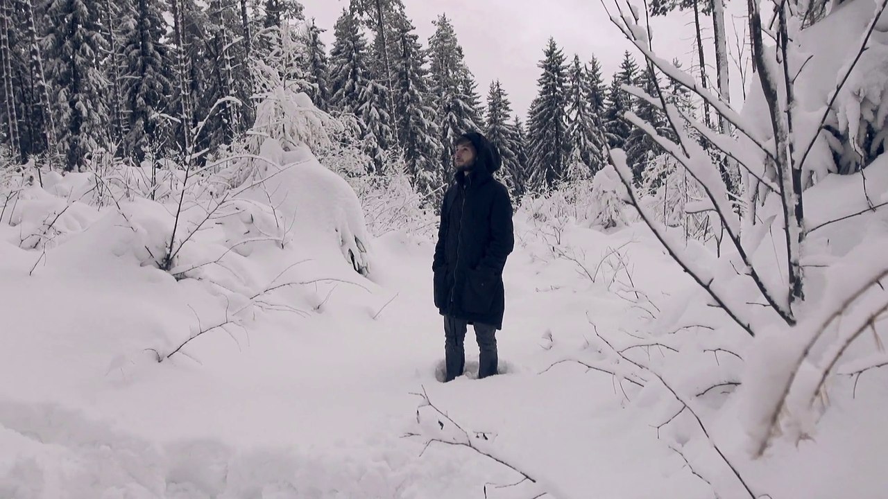 Kleinstadtlicht - Unter den Laternen (Pretty in Noise Premiere)