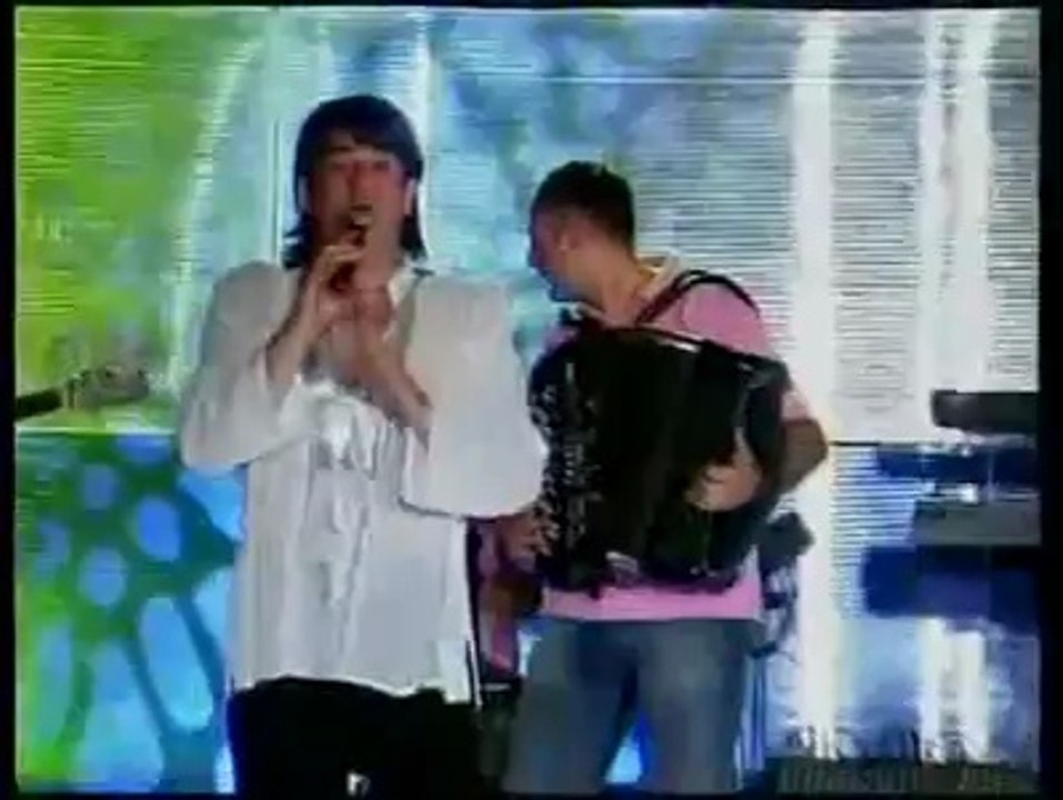 NINO REŠIĆ - ŠTO MI NOĆI NEMAJU SVANUĆA (LIVE)