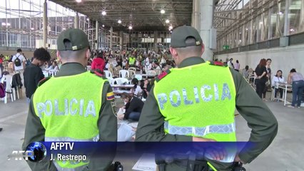 Colombia voters give lukewarm support for peace process