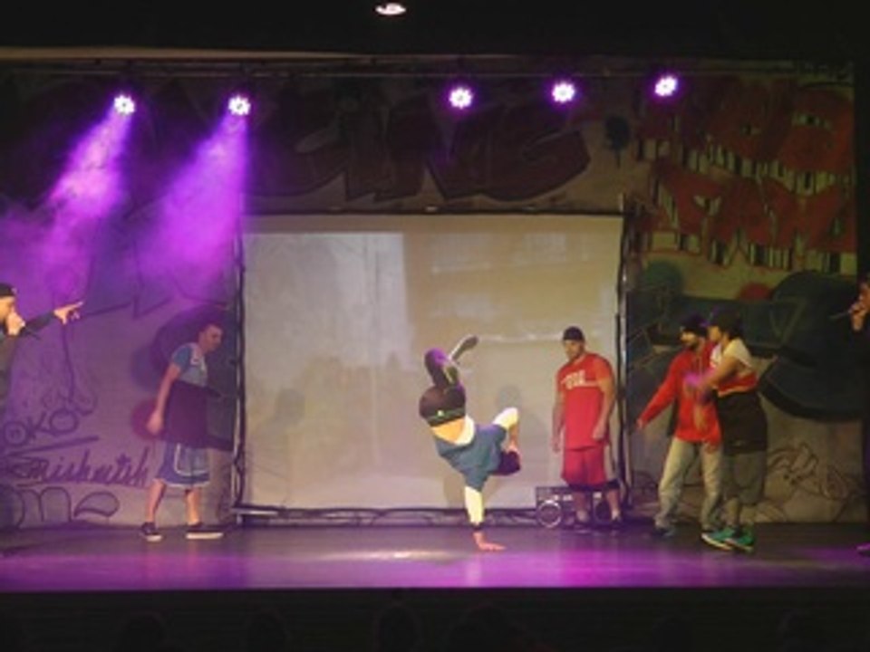 מופע ברייקדאנס מיוחד שמתבצע רק עם מוזיקת ביט בוקס