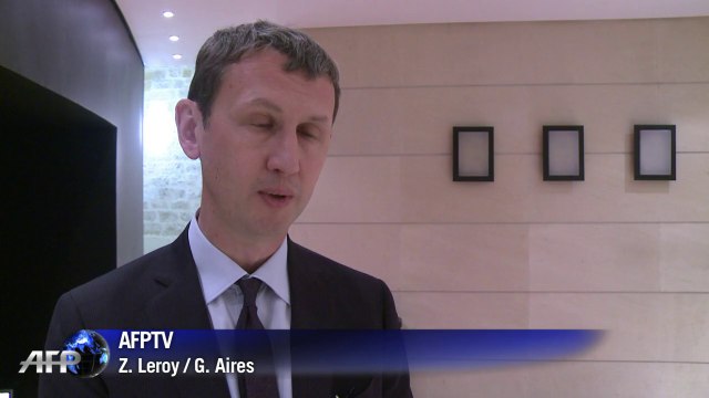 Téléphonie: Bouygues prêt à céder son réseau mobile à Free