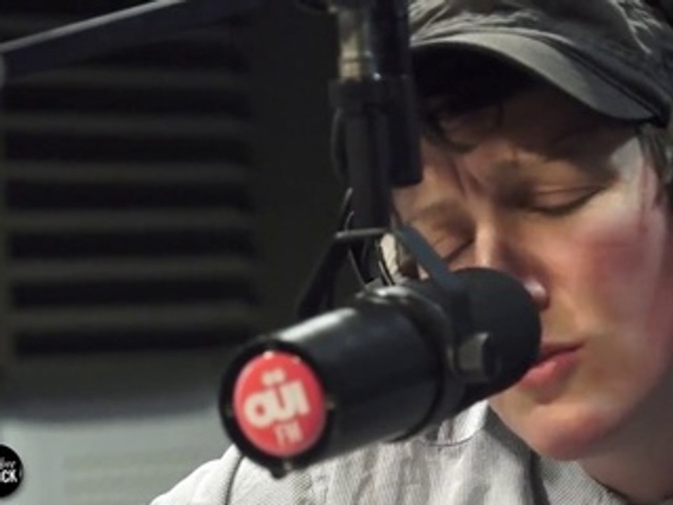 Chris Pureka - The Rolling Stones Cover - Session Acoustique OÜI FM