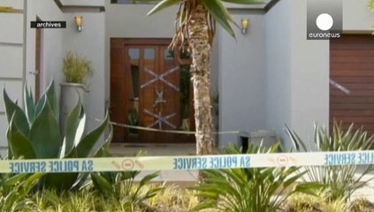 Oscar Pistorius s'effondre pendant la lecture de l'autopsie de sa compagne