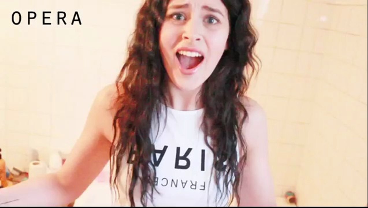 14 Farklı Müzik Türünde Şarkı Söyleyen Güzellik Abidesi Kız