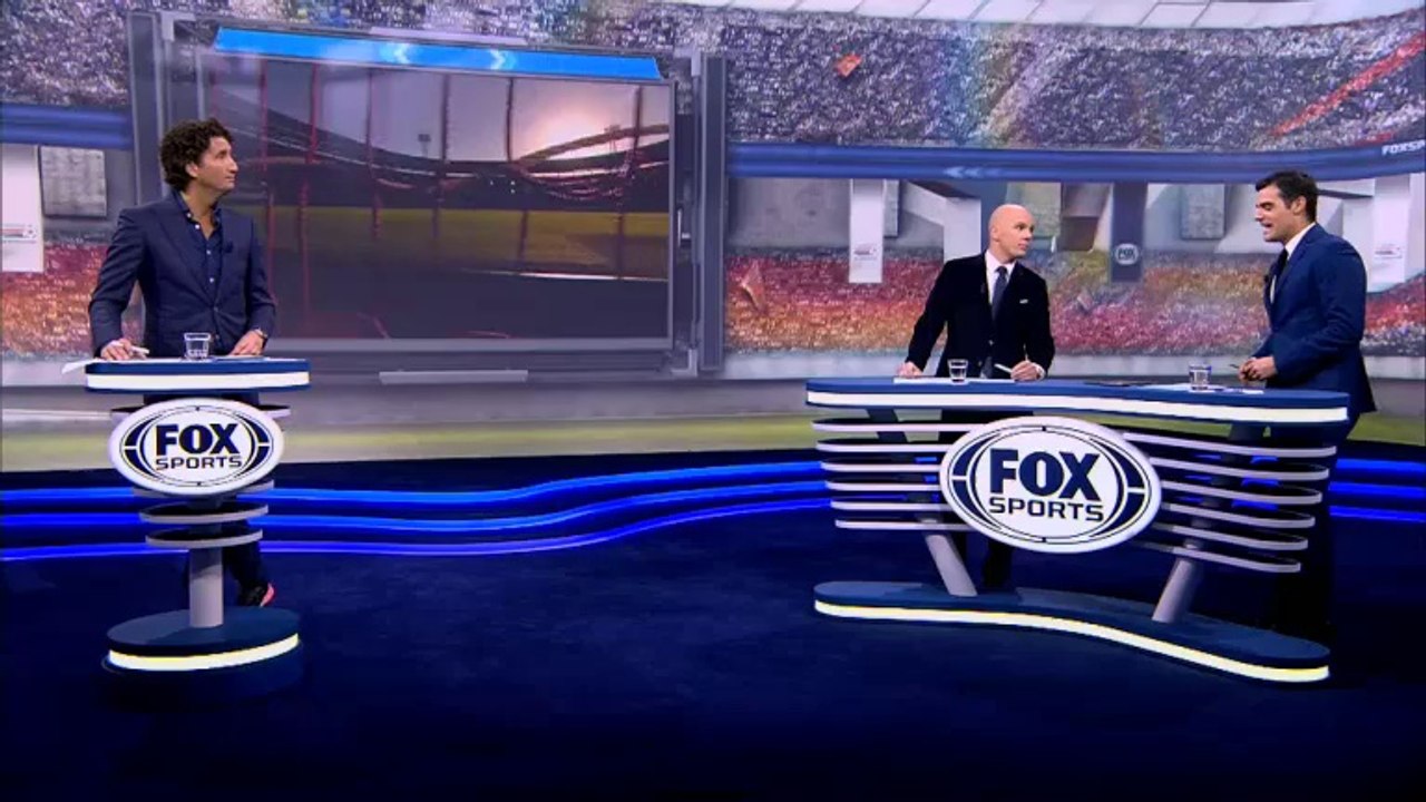 01-12-2013 Piero: Alle ballen op Pellè