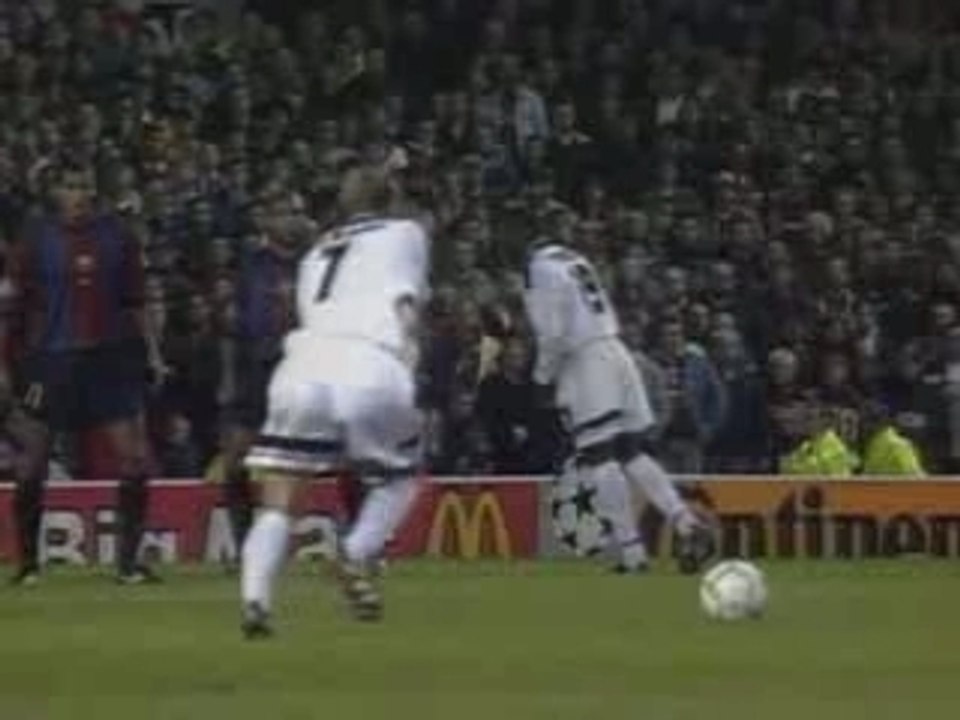 David Beckham - vs FC Barcelona 1999