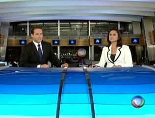 JORNAL DA RECORD 20130216 SABADO COM CARLA CECATO