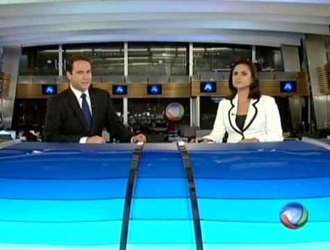 JORNAL DA RECORD 20130216 SABADO COM CARLA CECATO