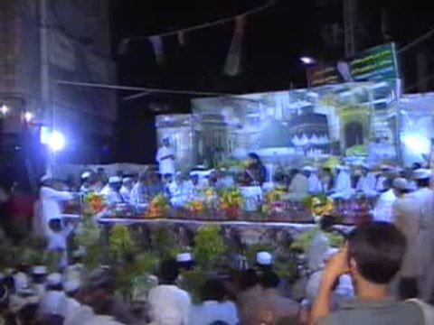 Meeran Waliyon Ke Imam Meeran Waliyon ke Imam - Full Quality HD Official Naat by Owais Raza Qadri