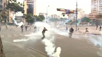 Chilean is first foreign fatality in Venezuela unrest