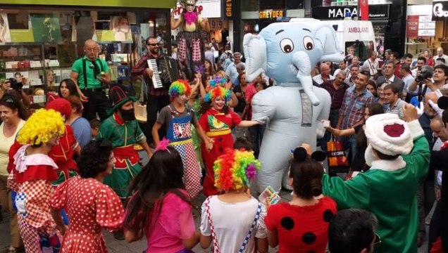 smyrnaorganizasyon.com/ izmir organizasyon izmirde organizasyon izmir balon süsleme izmir açılış organizasyonu izmir havai fişek gösterisi izmir doğumgünü organizasyonu izmir havai fişek izmir tahta bacak izmir palyaço kiralama