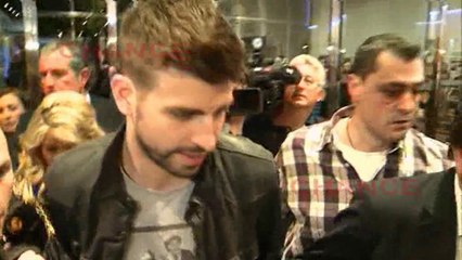 Shakira se viste de novia en su último videoclip