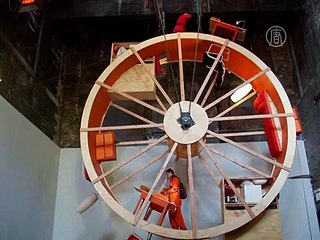 Американцы поселились в огромном колесе хомяка