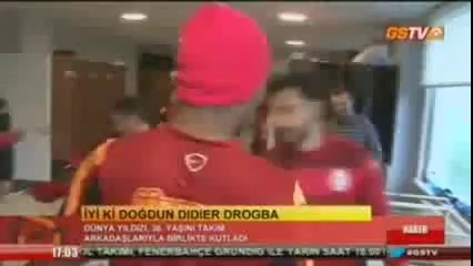 Didier Drogba'nın doğum günü tesislerde kutlandı !